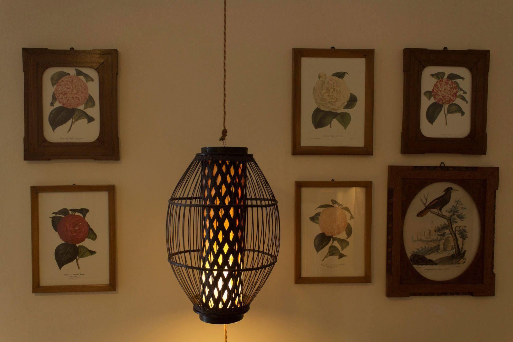 Dimora Dei Giganti Bed & Breakfast Napoli Bagian luar foto